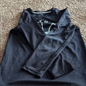 Old Navy rise to the challenge boys  Black Long Sleeve Tee